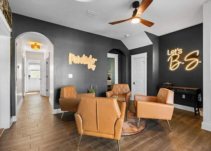 Indoor Pirate Retreat With Elevator Gameroom Close To Holiday home *